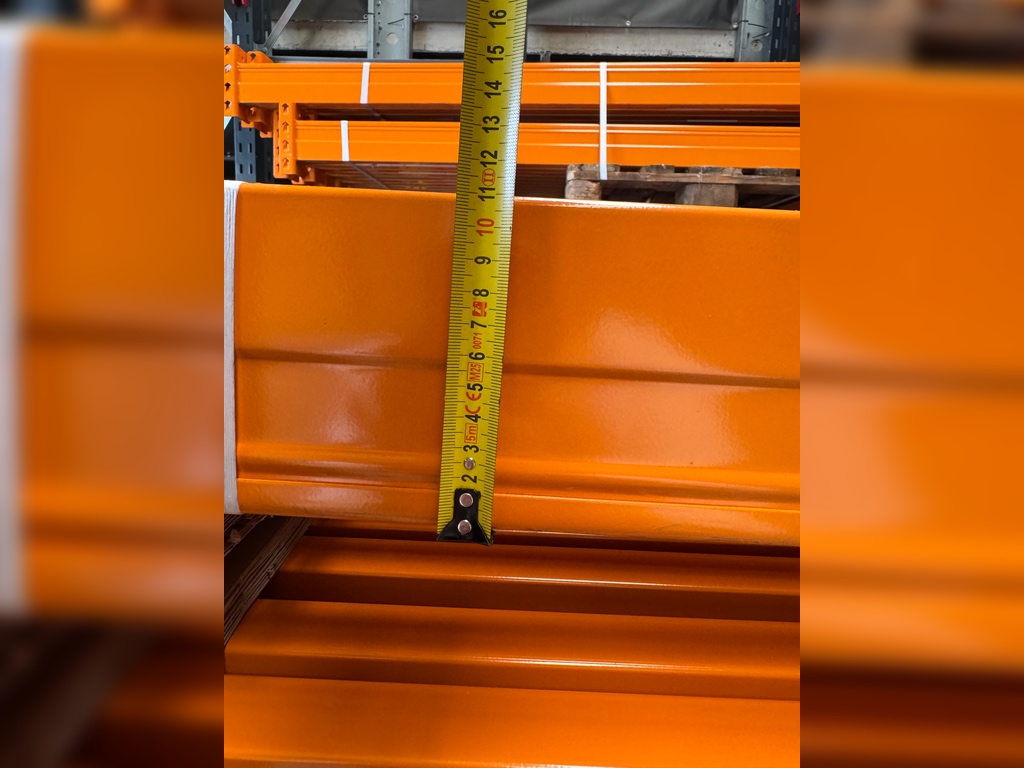 Palettenregal Nedcon – ca. 28,00 lfm | Höhe 350 cm | Boden + 2 | 3.000 kg Fachlast