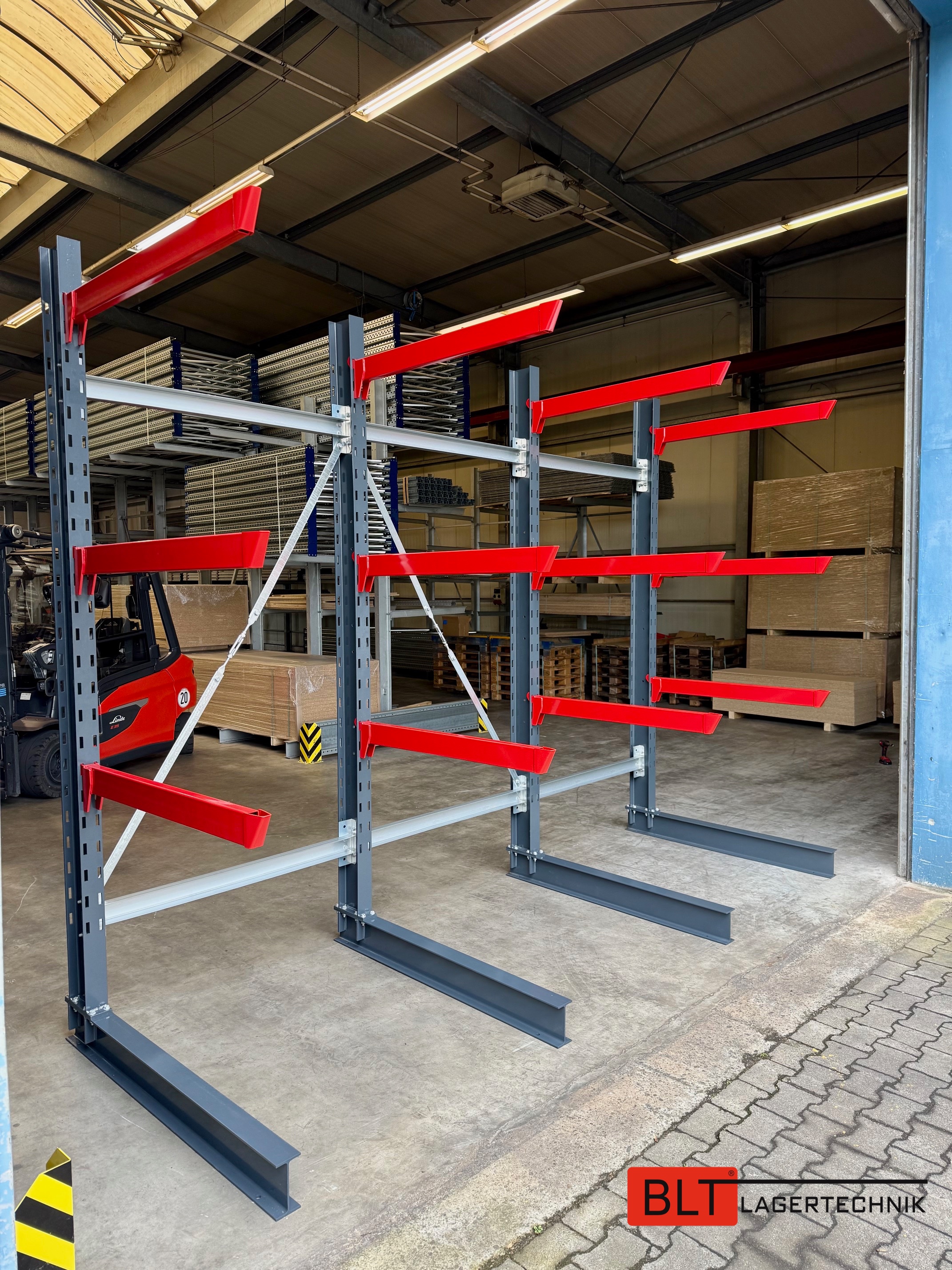 Kragarmregal Langgutregal Neuware H:300cm Fuß + 3 Ebenen
