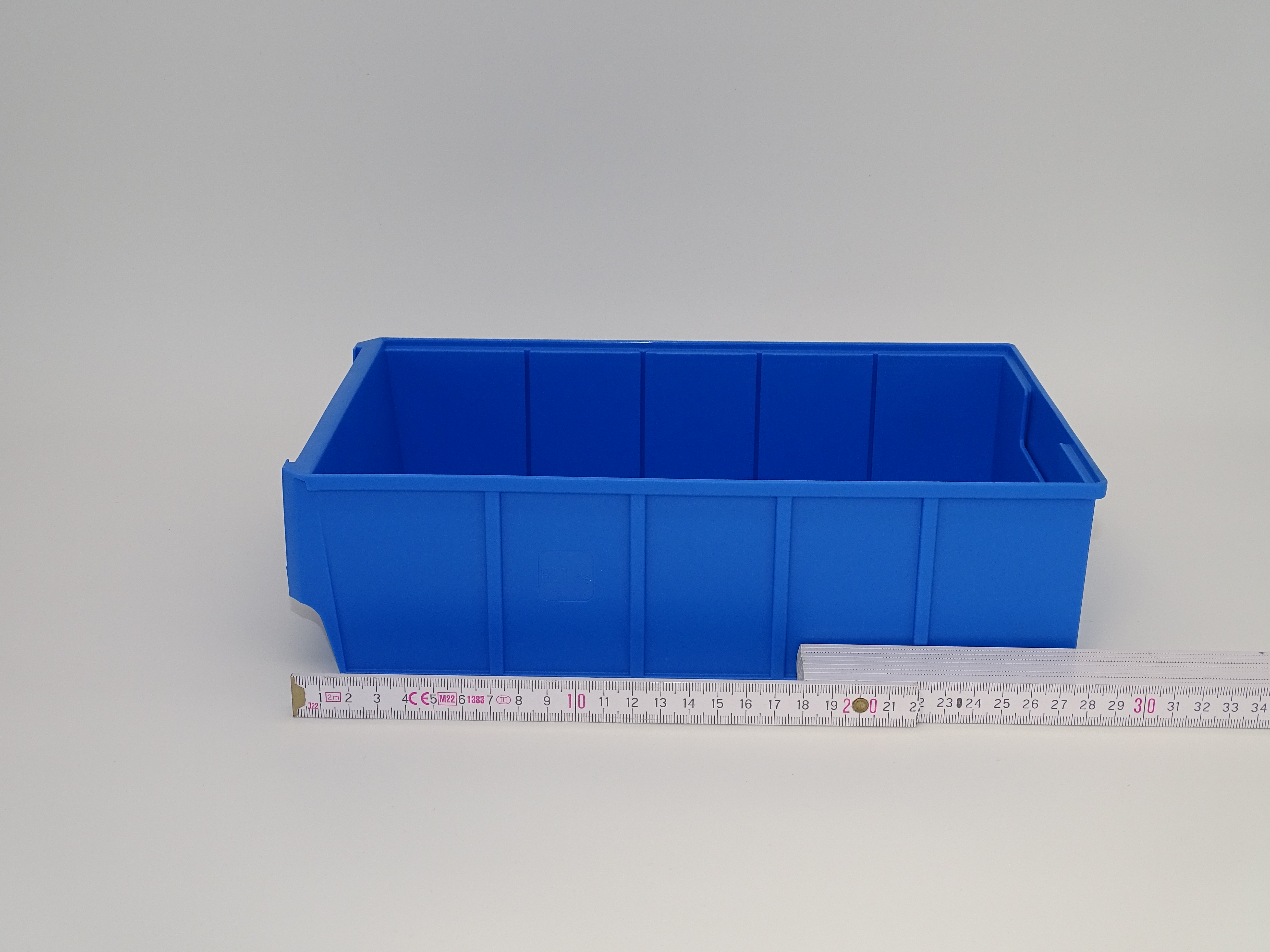 192 Regalkästen 300B – 300 x 183 x 81 mm – blau – stapelbar – lebensmittelecht – inkl. Versand – Made in Germany