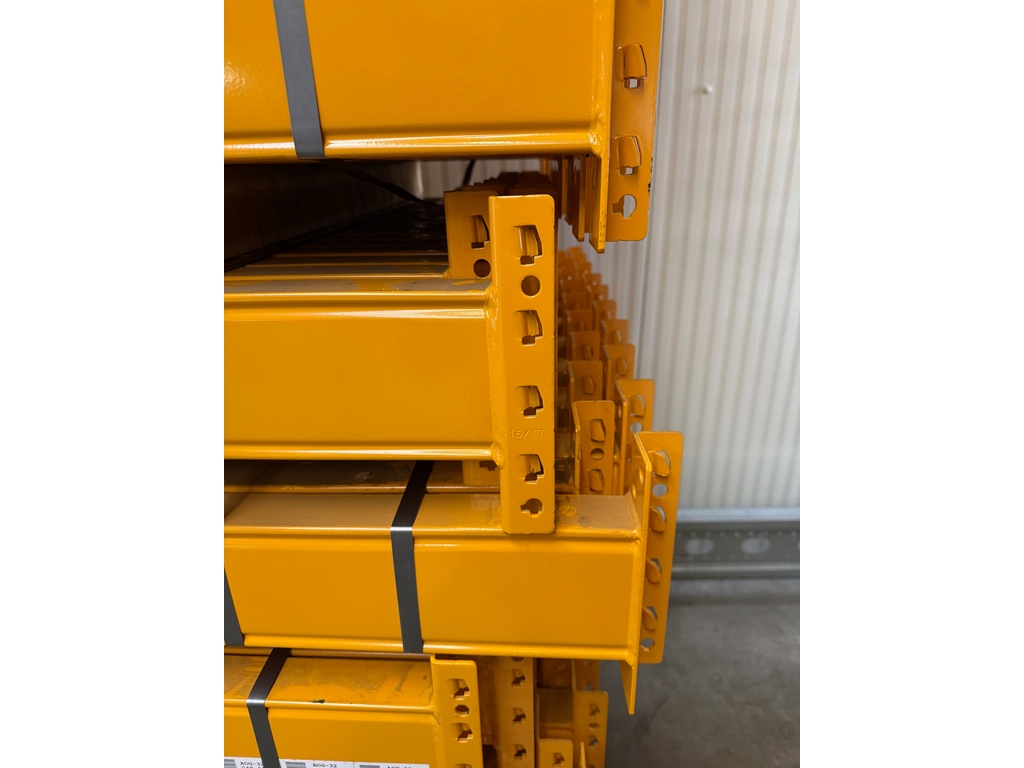 Palettenregal Jungheinrich MPB | ca. 30,8 m | Höhe 5,0 m | 2.100 kg Fachlast