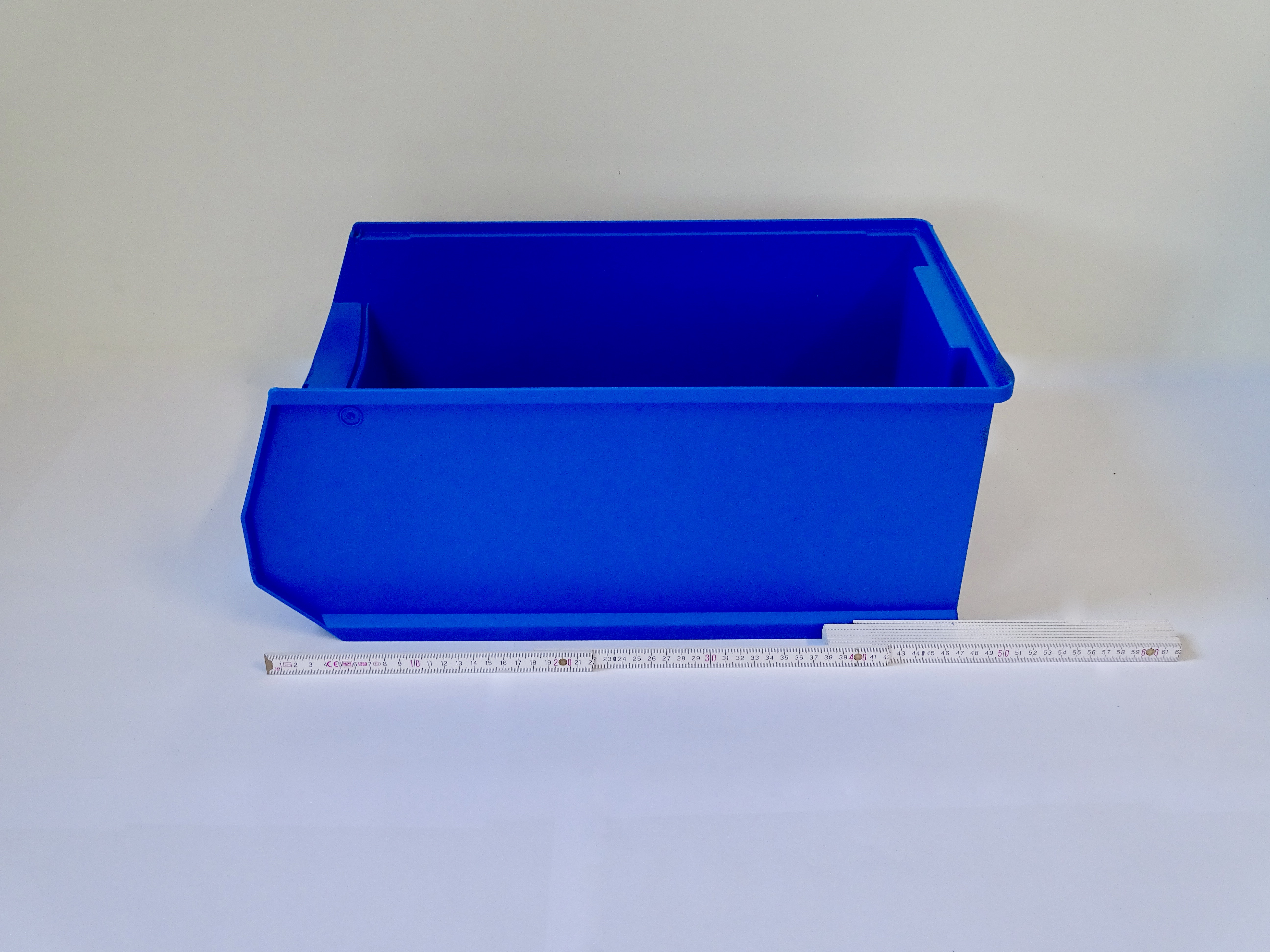 4 Sichtlagerkisten Gr. 5 – 500 × 300 × 200 mm – blau – stapelbar – inkl. Versand