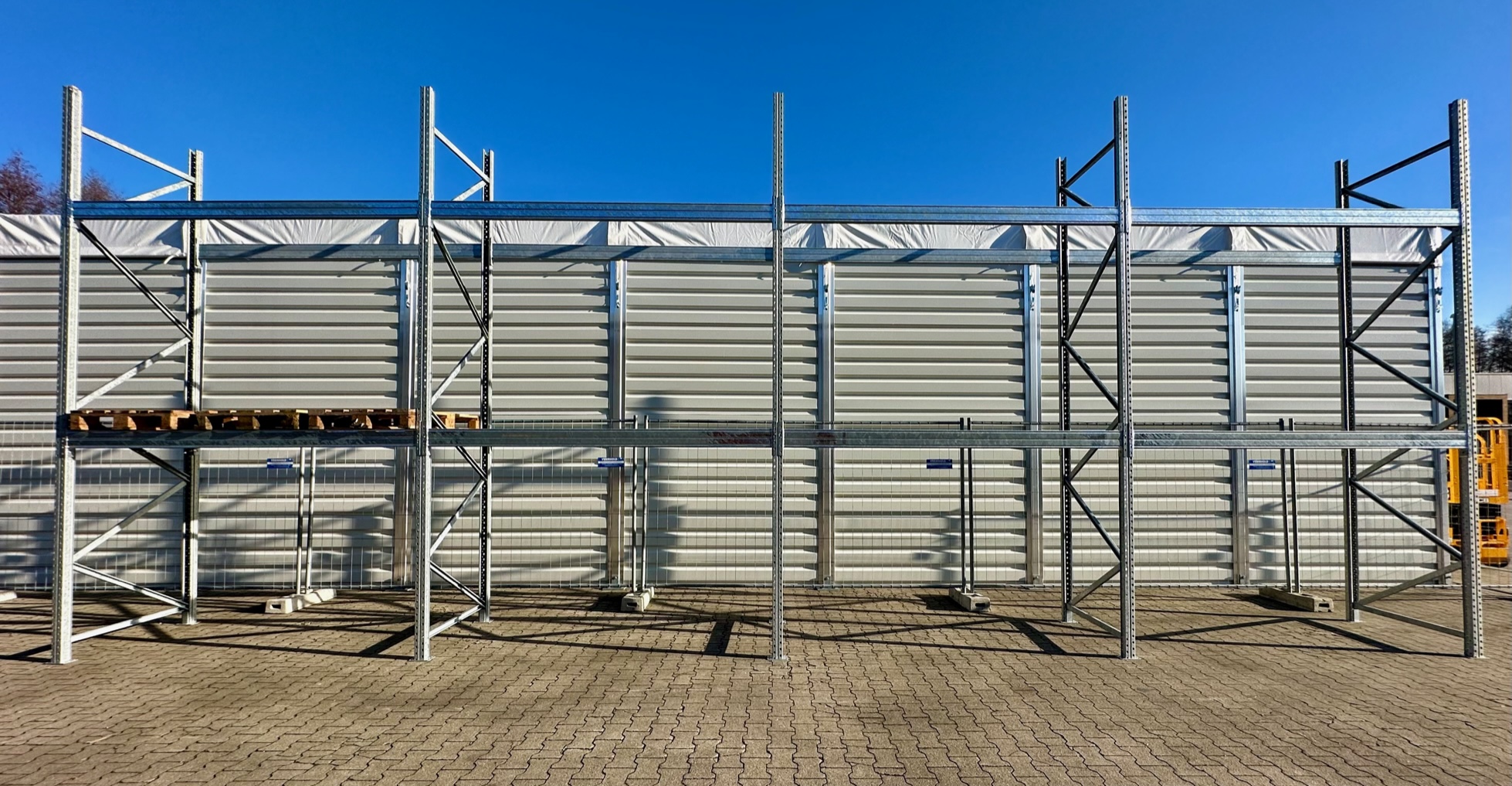 Palettenregal feuerverzinkt – ca. 11,20 lfm | Höhe 450 cm | Boden + 2 | 3000 kg Fachlast | wetterfestes Schwerlastregal
