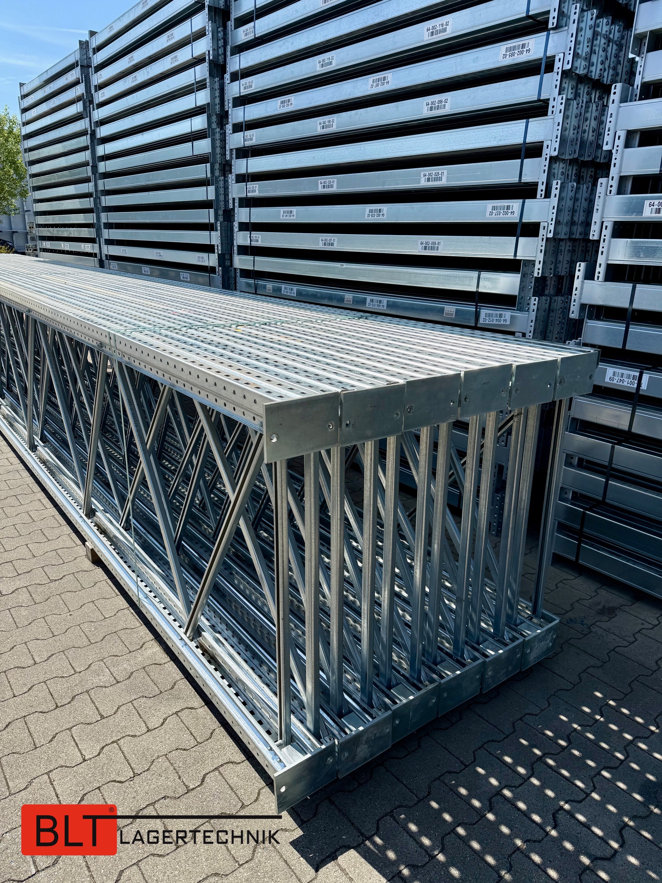 ca. 56 lfm, H: 900cm, Dexion P90 Palettenregale, 240 Palettenplätze