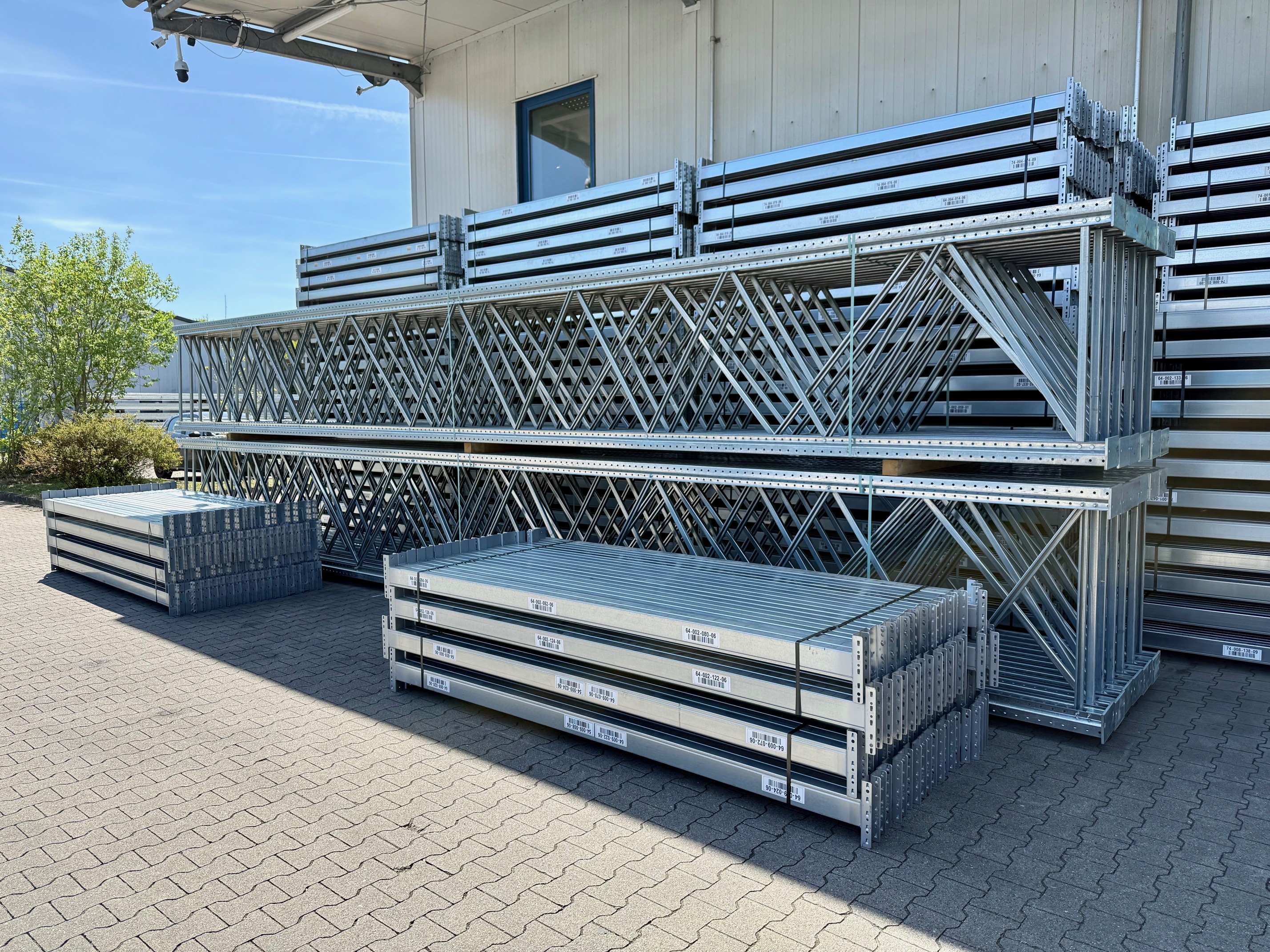 ca. 100,90 lfm, H: 900cm, Dexion P90 Palettenregale, 432 Palettenplätze