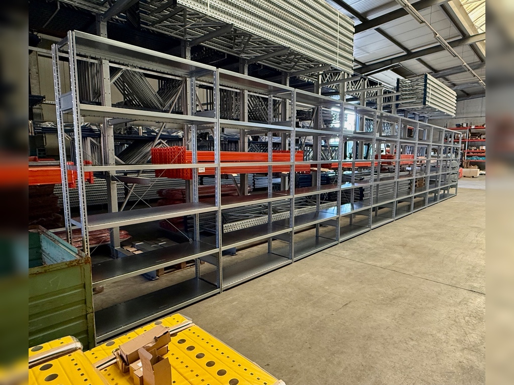 ca. 13,00 lfm. SSI Schäfer R3000 Fachbodenregal | 2,49 m hoch | 50 cm tief | 150 kg pro Boden