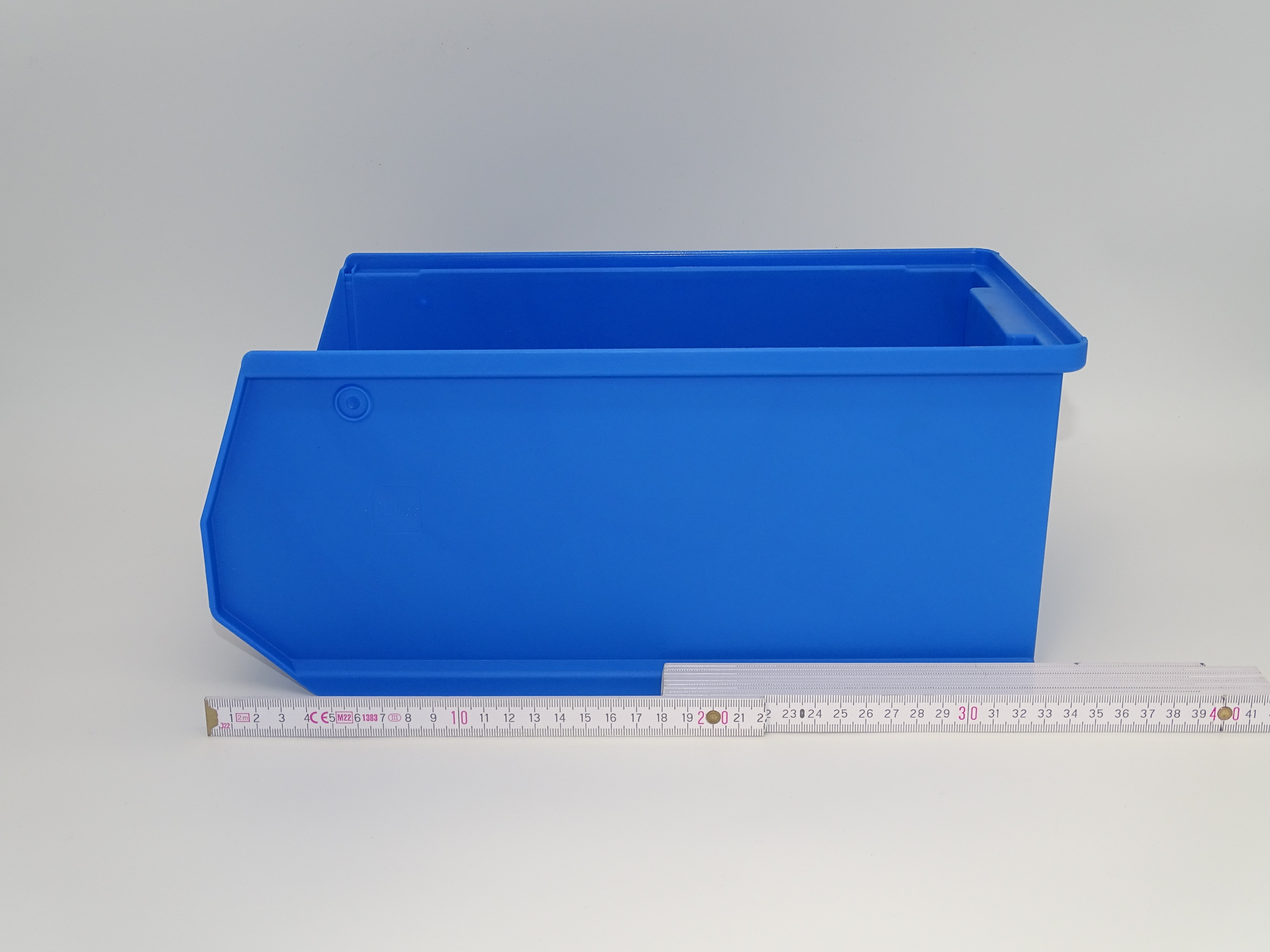 18 Sichtlagerkisten Gr. 4 – 350 × 200 × 150 mm – blau – stapelbar – inkl. Versand