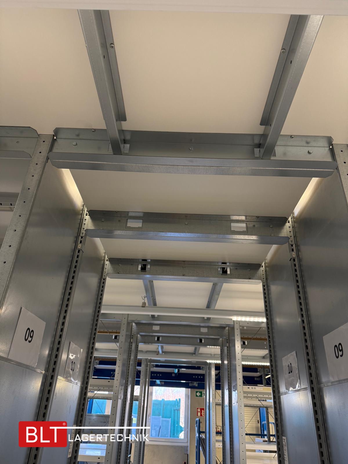 Fachbodenregal Geschossanlage 2 Ebenen META | ca. 20 x 14 m | 500 kg/m² Belastung
