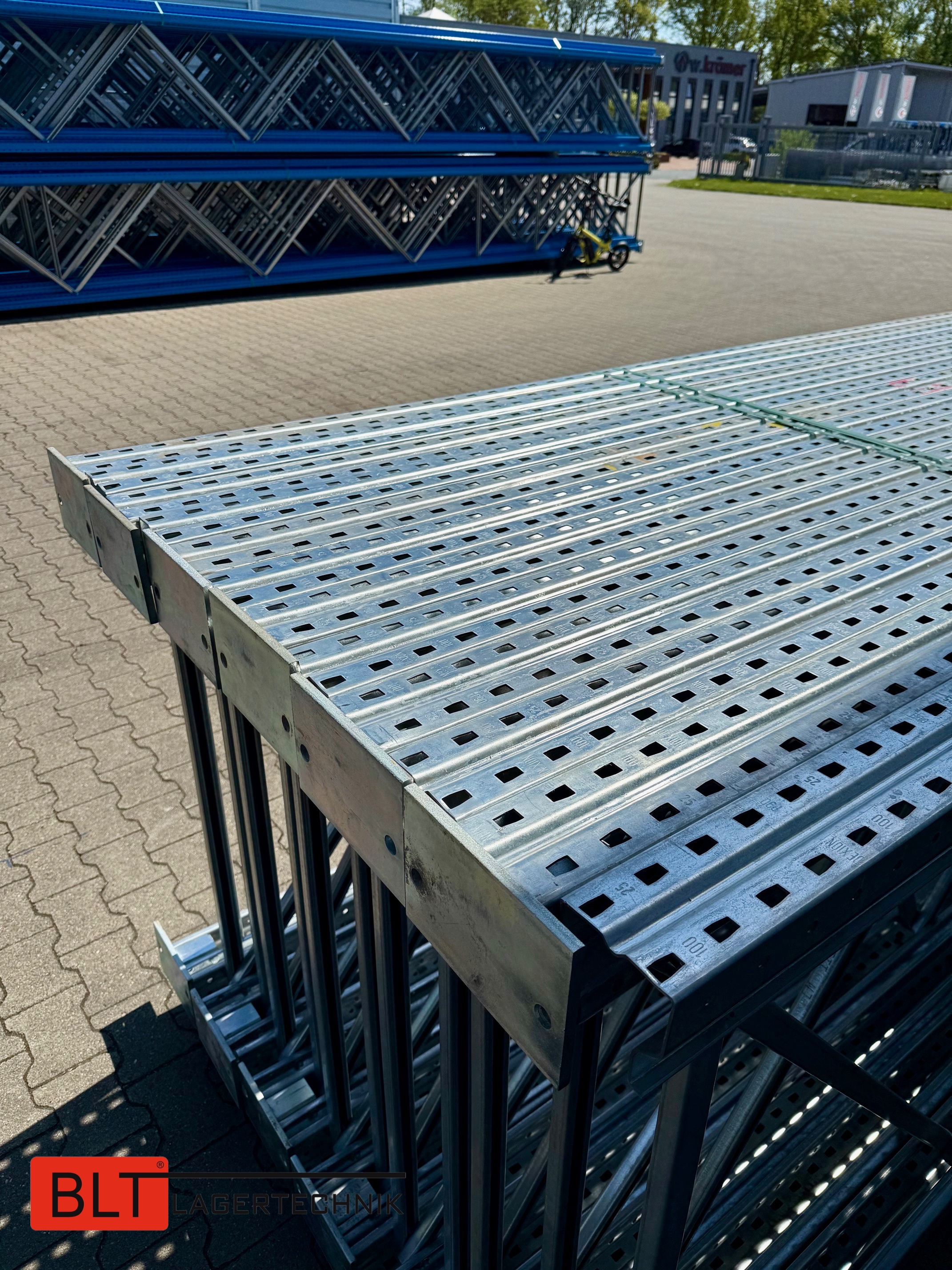 ca. 14 lfm, H: 440cm, Dexion P90 Palettenregale, 45 Palettenplätze