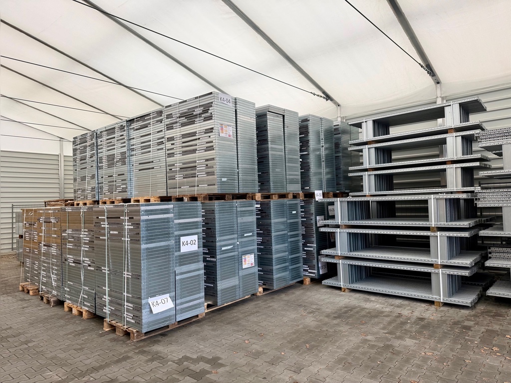 ca. 100,10 lfm. SSI Schäfer R3000 Fachbodenregal | 2,49 m hoch | 50 cm tief | 150 kg pro Boden