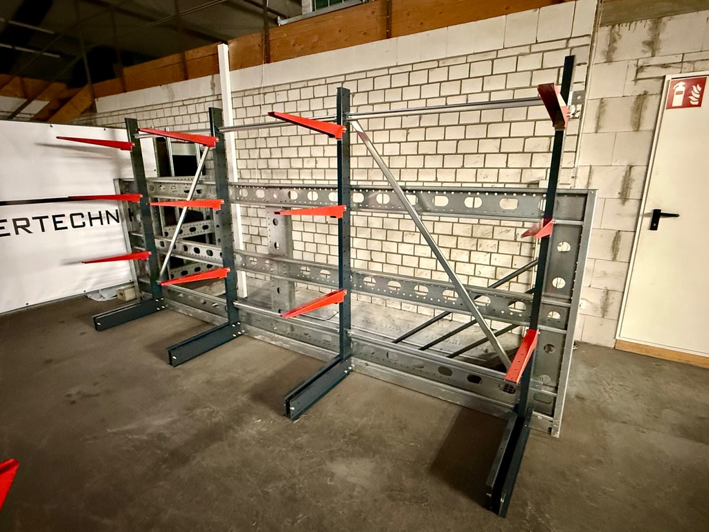 Kragarmregal LITE 200 cm Höhe | Armlänge 60 cm | 150 kg pro Arm | einseitig