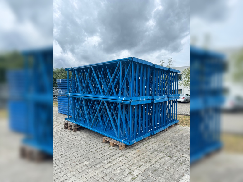 Palettenregal Nedcon – ca. 14,00 lfm | Höhe 350 cm | Boden + 2 | 3.000 kg Fachlast Palettenregal Nedcon – ca. 14,00 lfm | Höhe 350 cm | Boden + 2 | 3.000 kg Fachlast