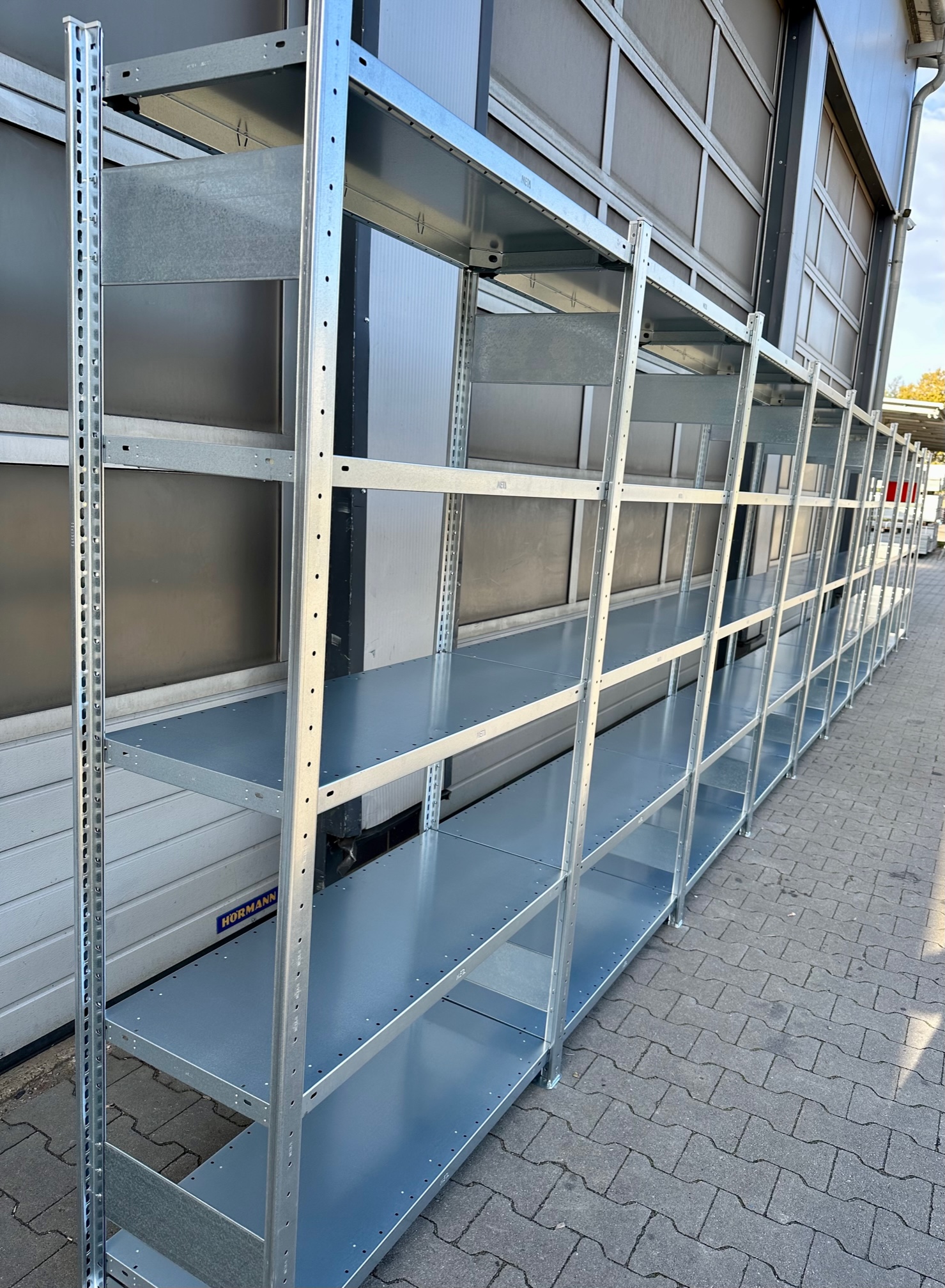 Fachbodenregal META CLIP – ca. 10,06 lfm | Höhe 200 cm | Tiefe 40 cm | 150 kg Traglast pro Boden