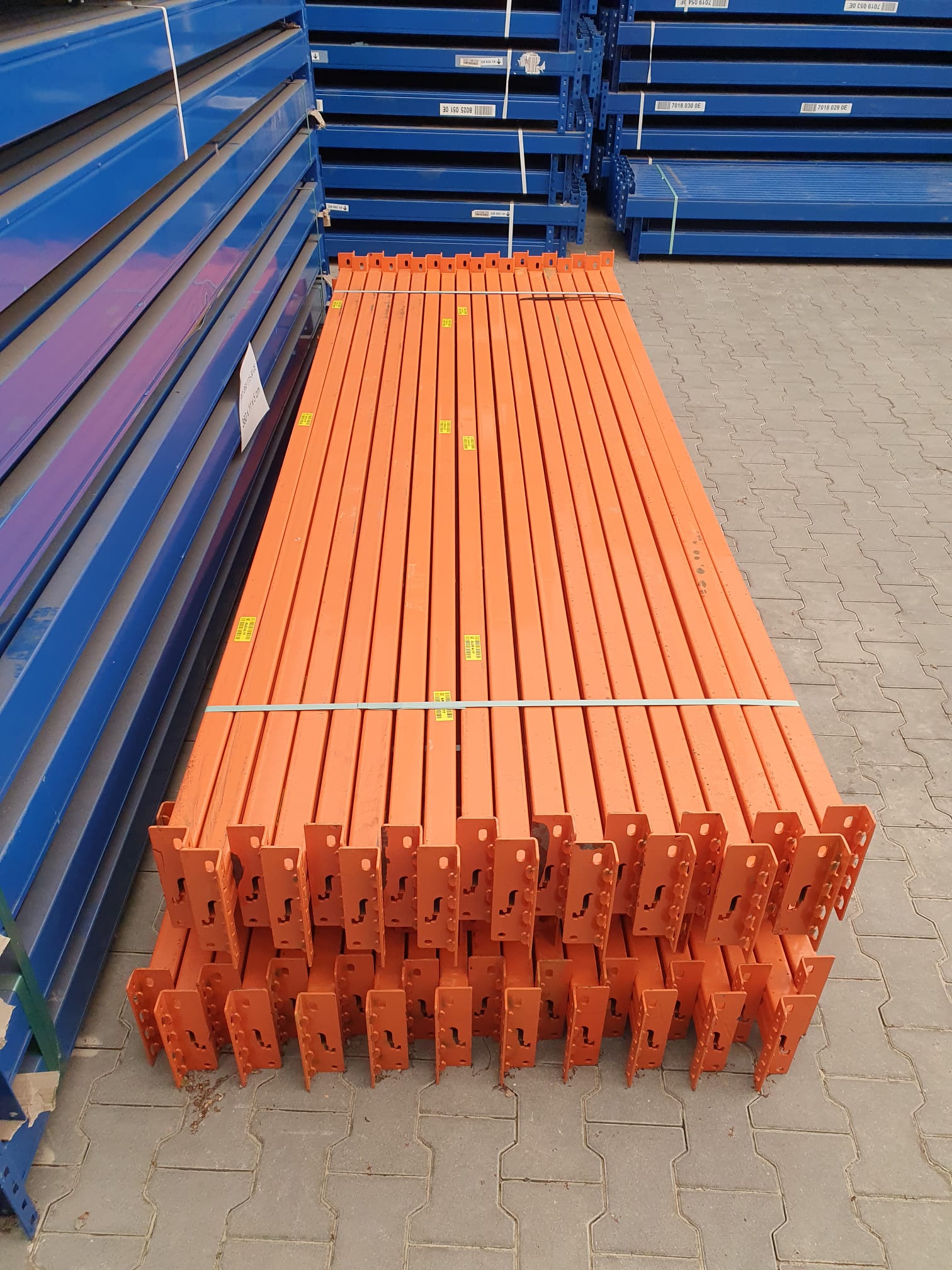 Traversen Stow ca. 292 x 10 x 5 cm Traversen Stow ca. 292 x 10 x 5 cm