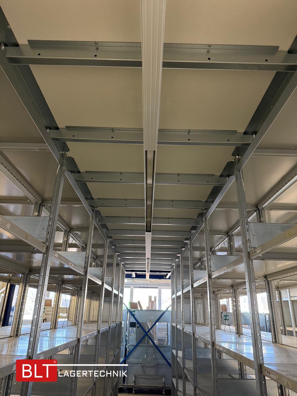 Fachbodenregal Geschossanlage 2 Ebenen META | ca. 20 x 14 m | 500 kg/m² Belastung