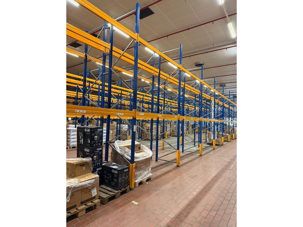 Palettenregal Jungheinrich MPB – ca. 14,00 lfm | Höhe 500 cm | Boden + 2 | 2.100 kg Fachlast