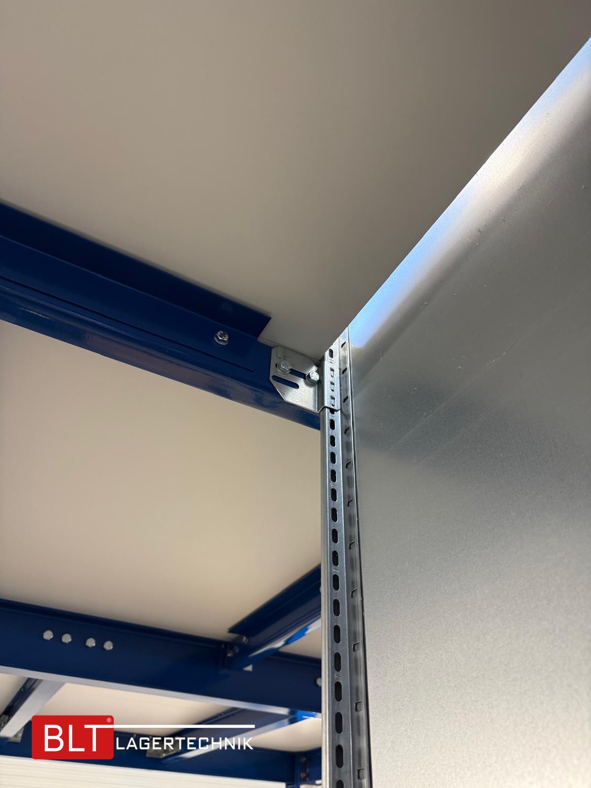 Fachbodenregal Geschossanlage 2 Ebenen META | ca. 20 x 14 m | 500 kg/m² Belastung