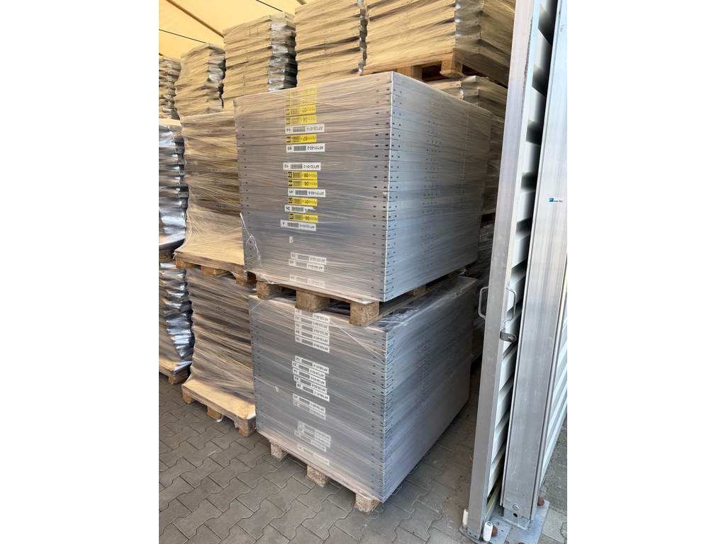 ca. 1,06 lfm Grundfeld Gebrauchtes Fachbodenregal | 2,5 m hoch | 40 cm tief | 6 Ebenen | META Clip