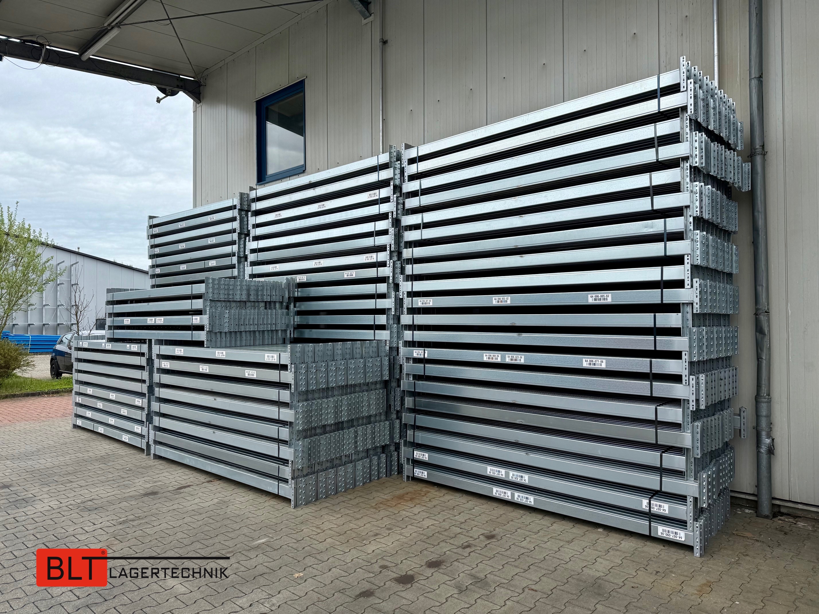 Dexion P90 Traversen 270 cm , Gebrauchtware ab Lager! Palettenregale Schwerlastregale Industrieregale Hochregale Querbalken