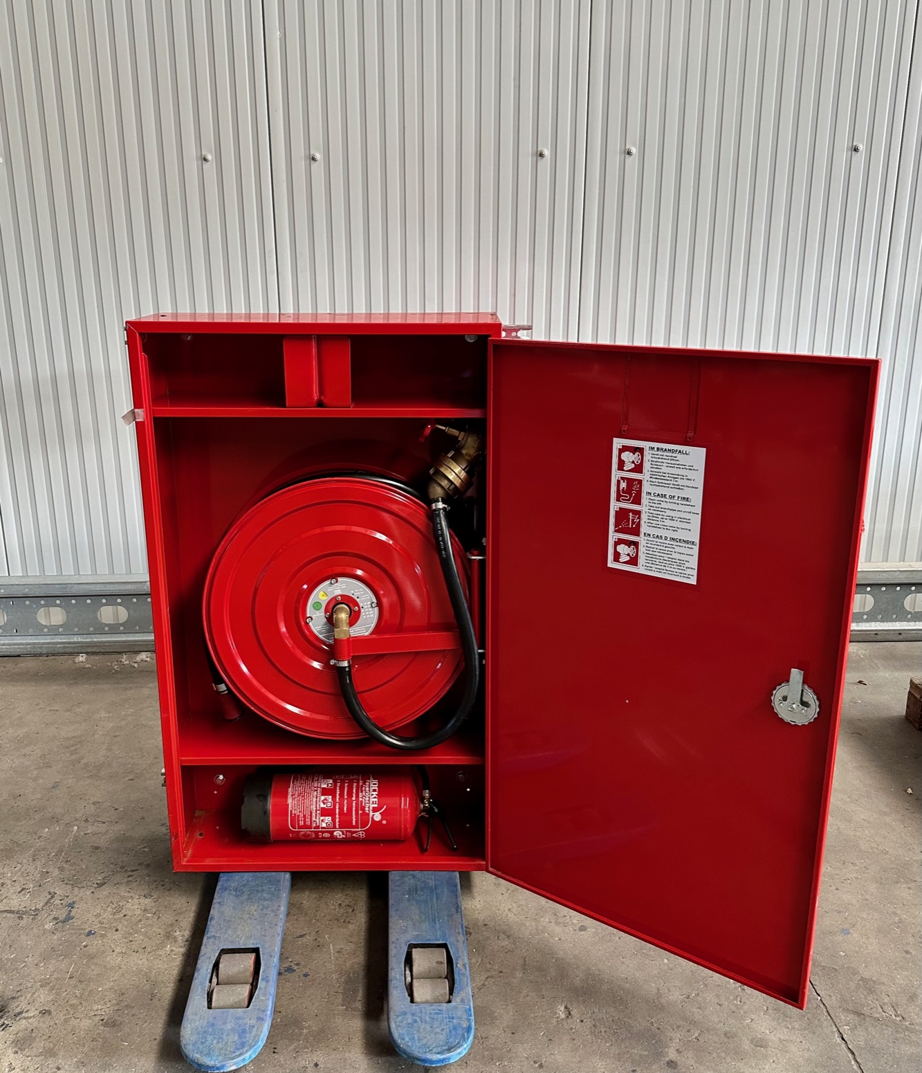 Wandhydrant TYP F , 35m Schlauch , Gebrauchtware