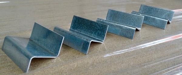 Auflageboden 2680 x 1090 mm für Palettenregale – Spanplatte P4 – inkl. Z-Bleche – NEUWARE