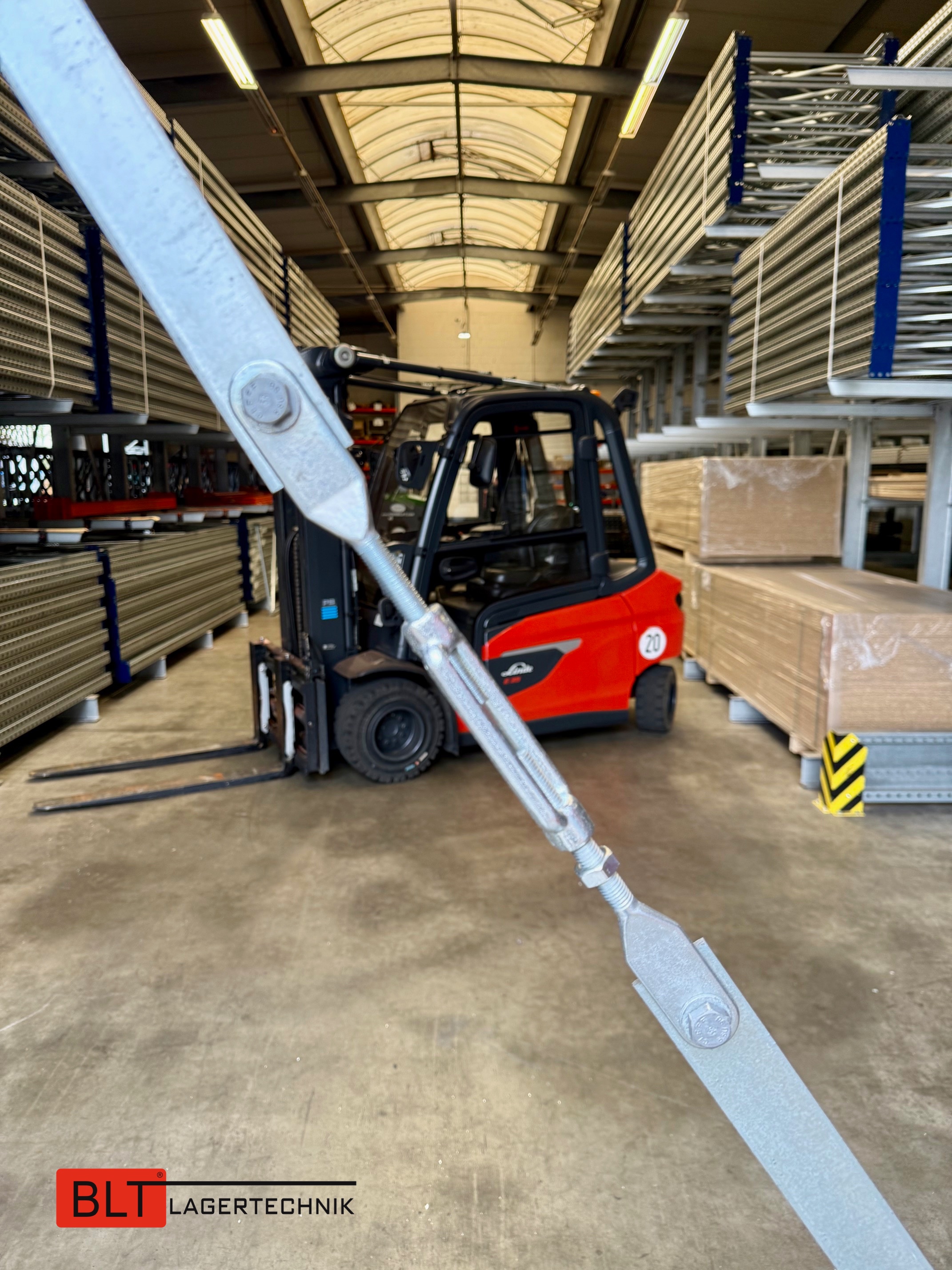 Kragarmregal – 4,00 lfm | Höhe 400 cm | Tiefe 148 cm | 4 Ebenen | 650 kg/Arm | Langgutregal Neuware