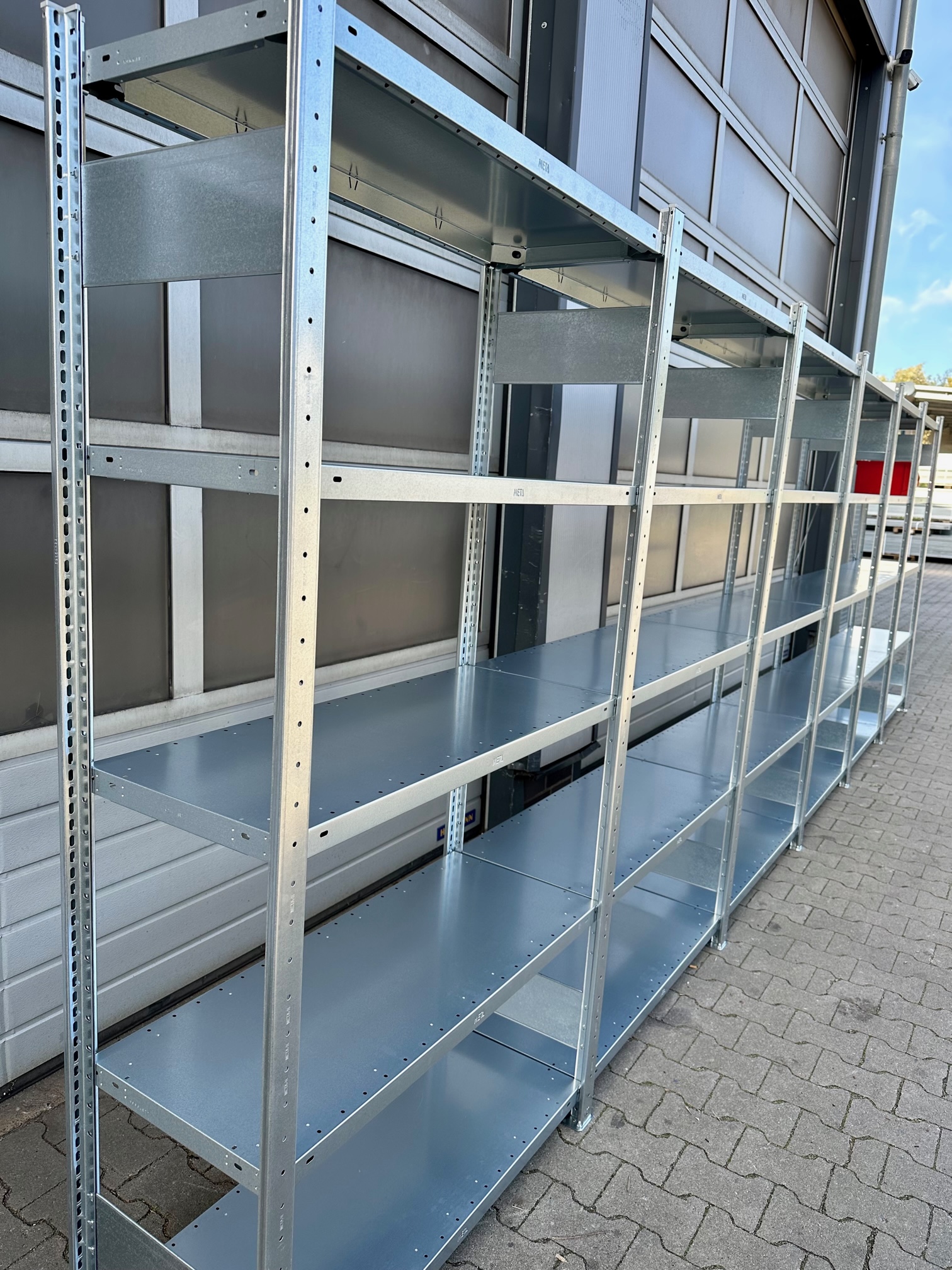 Fachbodenregal META CLIP – ca. 6,06 lfm | Höhe 200 cm | Tiefe 40 cm | 150 kg Traglast pro Boden