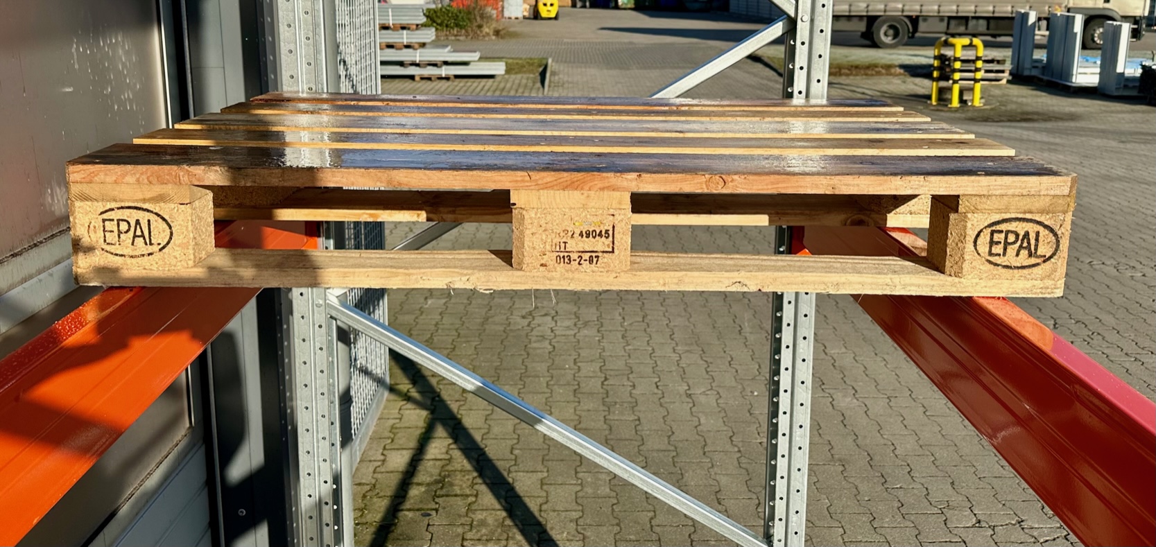 Palettenregal – ca. 100,16 lfm | Höhe 500 cm | Boden + 3 | 4500 kg Fachlast